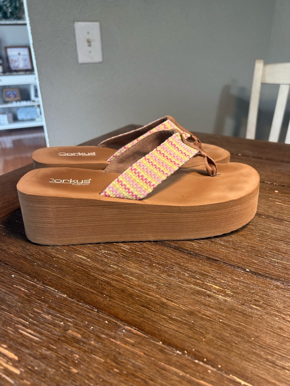 Corkys Pink Multi Take a dip platform sandals size 10 - Picture 4 of 9